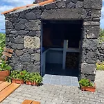Casa Da Costa * Madalena (Azores)