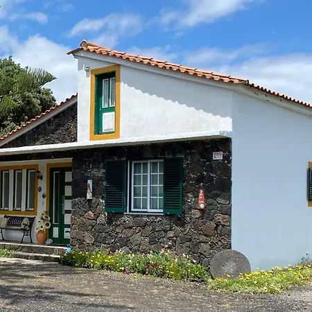 Casa Da Costa * Madalena (Azores)